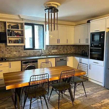 Close To Lake, Beach, Center *